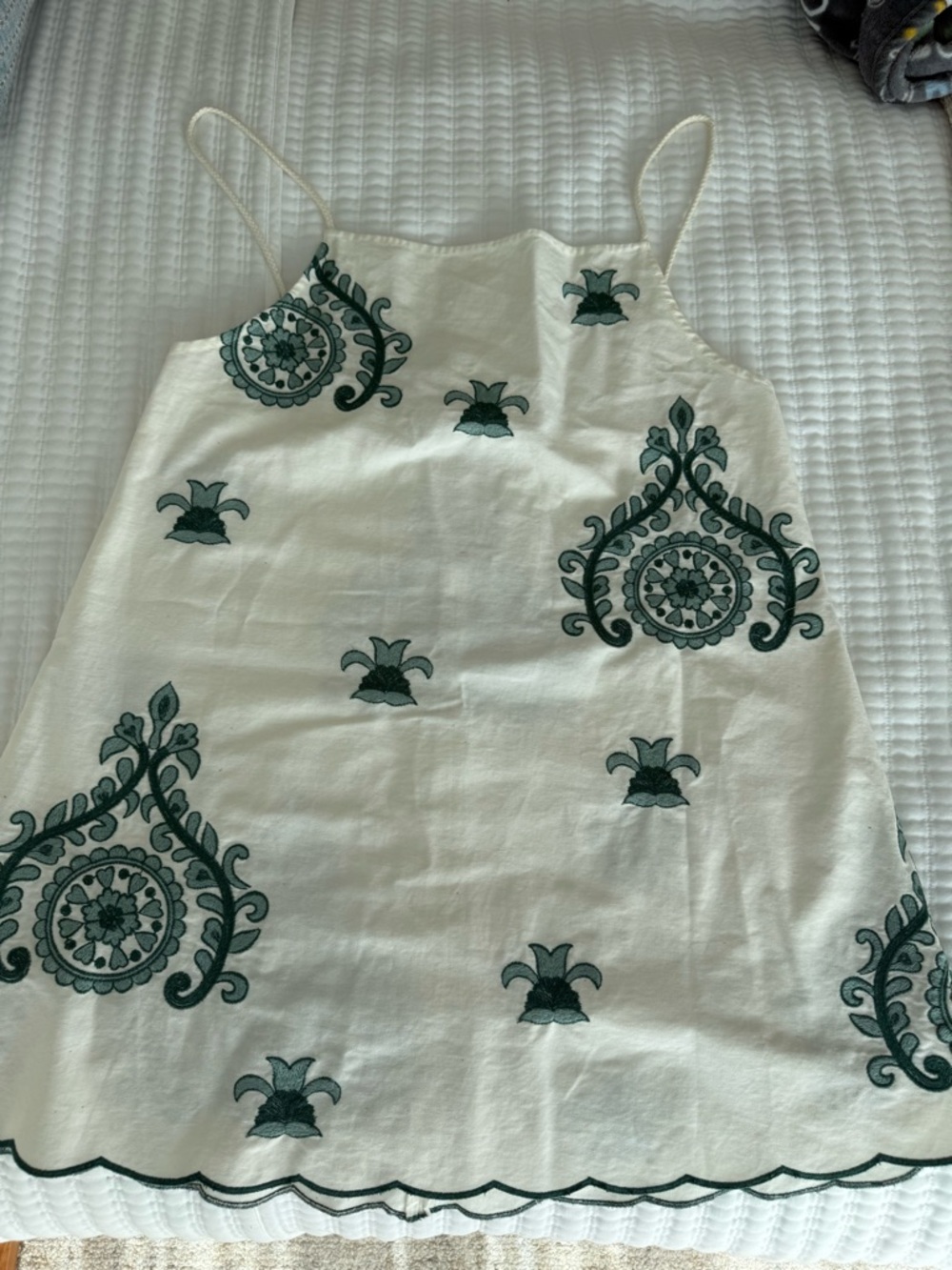 Zara White Mini Dress with Green Embroidered Motifs